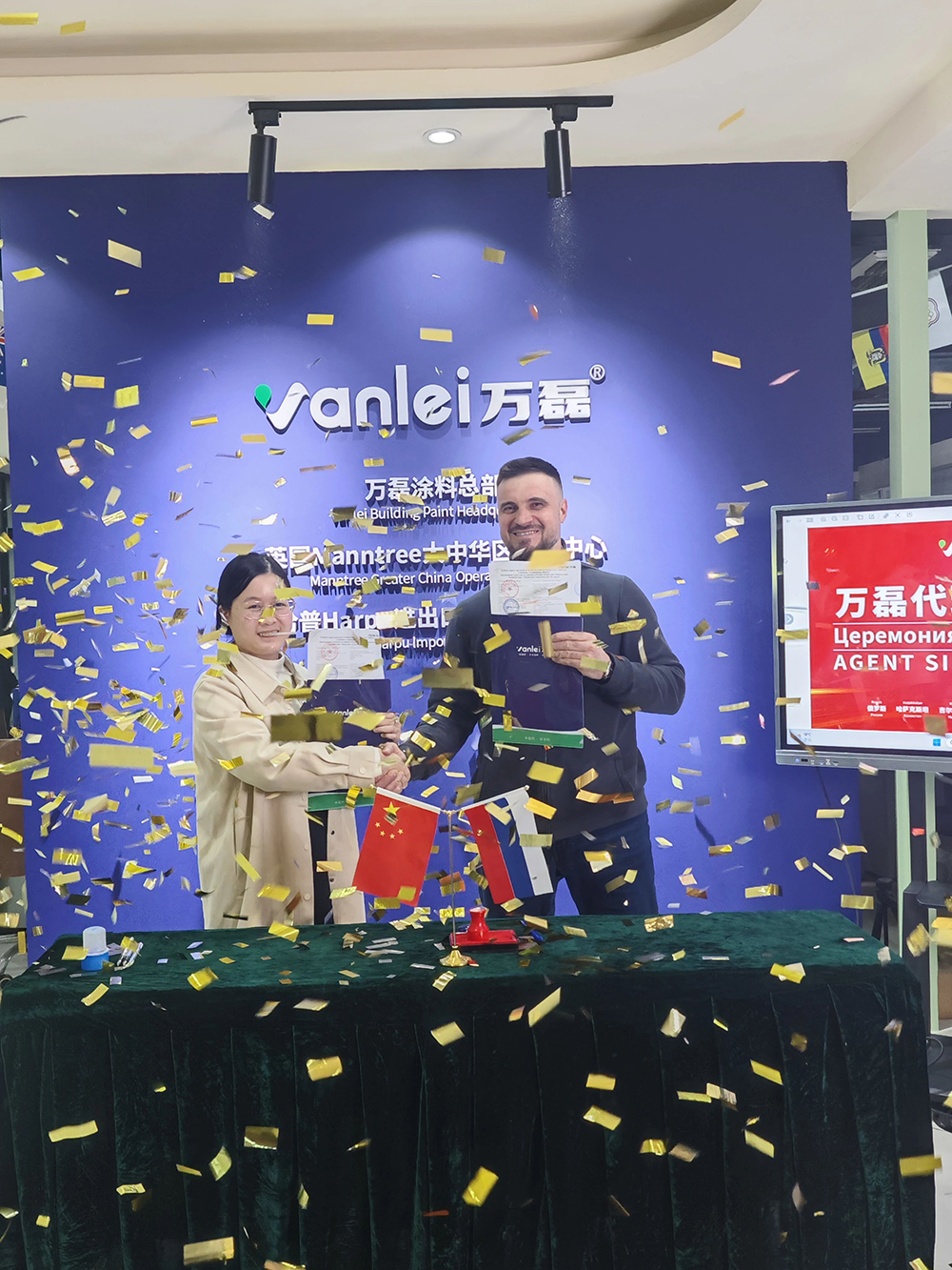 一天簽下七國代理！開啟俄羅斯市場大跨越！